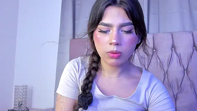 Snapshot of Ashley_piinkk_ chatting on 21, 3, 2025 Ashley piinkk  online show from 21, 3, 2025