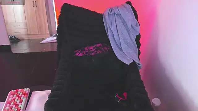 bonnie moon  online show from 27, 2, 2026