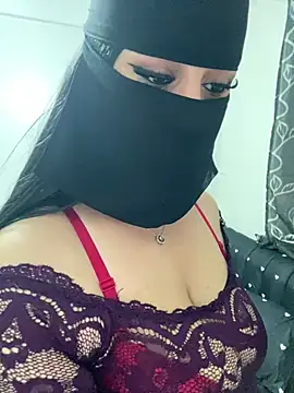 Snapshot of mari_layali chatting on 21, 6, 2026 mari layali online show from 21, 6, 2026