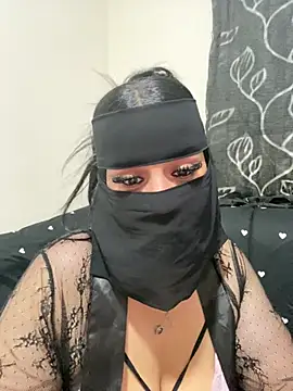 Snapshot of mari_layali chatting on 16, 7, 2026 mari layali online show from 16, 7, 2026