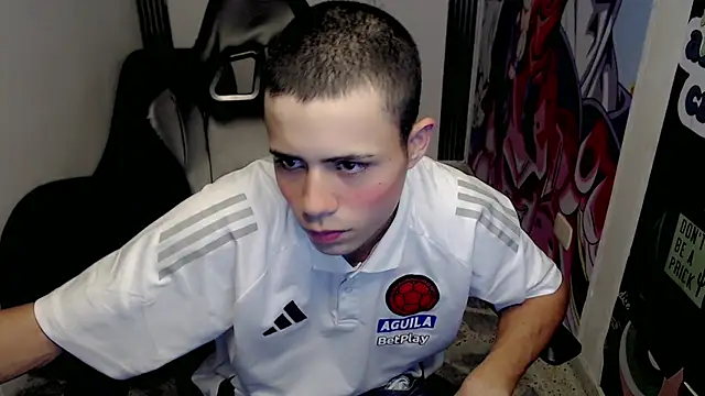 Snapshot of bby_santi chatting on 14, 2, 2025 bby santi online show from 14, 2, 2025