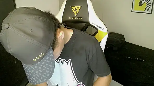 Snapshot of bby_santi chatting on 15, 10, 2025 bby santi online show from 15, 10, 2025