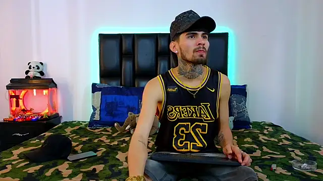 Brutal Sex Fucking online show from 5, 3, 2026