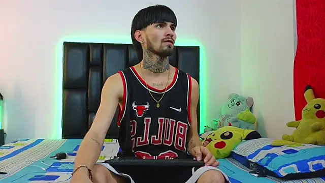 Snapshot of Brutal_Sex_Fucking chatting on 11, 6, 2026 Brutal Sex Fucking online show from 11, 6, 2026