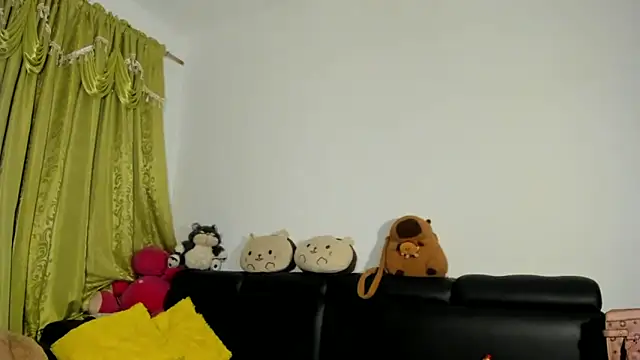 jennifer ts online show from 18, 4, 2026