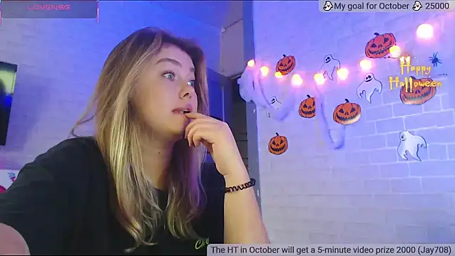 SuchCute online show from 28, 10, 2025