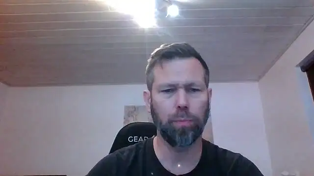 Snapshot of Gotta1 chatting on 3, 12, 2025 Gotta1 online show from 3, 12, 2025