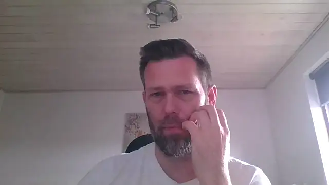 Snapshot of Gotta1 chatting on 11, 5, 2026 Gotta1 online show from 11, 5, 2026