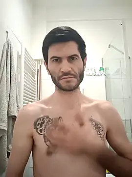 Gigolo4040 online show from 14, 12, 2024