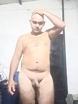 Snapshot of travieso2893 chatting on 13, 5, 2026 travieso2893 online show from 13, 5, 2026