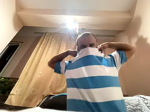 Snapshot of Nikolaiyy chatting on 11, 9, 2025 Nikolaiyy online show from 11, 9, 2025