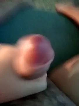 Emyly97 online show from 2, 12, 2024