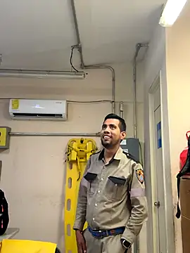 EnriquePersian197 online show from 24, 10, 2025