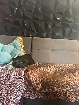 Lola69Rosexxx online show from 13, 5, 2026