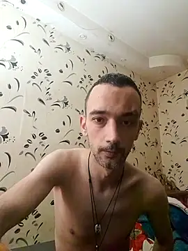 Snapshot of AndreiDts92 chatting on 8, 3, 2025 AndreiDts92 online show from 8, 3, 2025