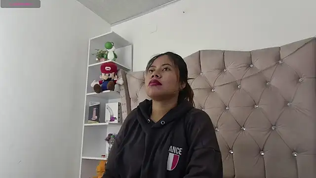 Snapshot of Sweet_Orianaa chatting on 15, 6, 2026 Sweet Orianaa online show from 15, 6, 2026