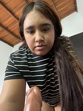 Snapshot of melyescobar chatting on 17, 9, 2025 melyescobar online show from 17, 9, 2025