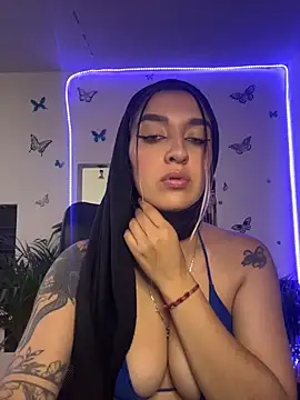 Snapshot of Lia-mitch chatting on 1, 7, 2026 Lia-mitch online show from 1, 7, 2026