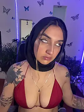 Snapshot of Lia-mitch chatting on 2, 7, 2026 Lia-mitch online show from 2, 7, 2026