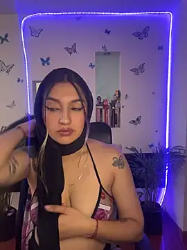 Snapshot of Lia-mitch chatting on 16, 7, 2026 Lia-mitch online show from 16, 7, 2026
