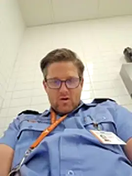 Snapshot of mneuert@xh chatting on 18, 2, 2026 mneuertxh online show from 18, 2, 2026