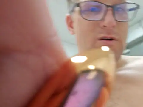 Snapshot of mneuert@xh chatting on 25, 2, 2026 mneuertxh online show from 25, 2, 2026