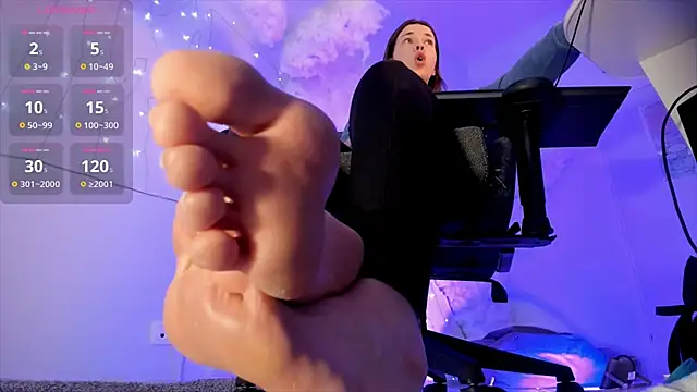 AliceSunday online show from 8, 2, 2025