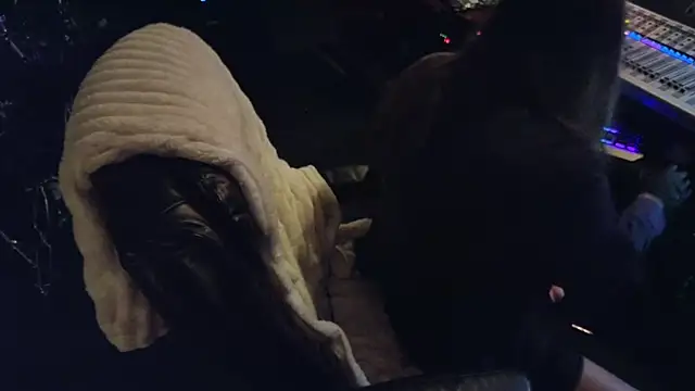 Snapshot of NinasNylonz chatting on 6, 2, 2025 NinasNylonz online show from 6, 2, 2025