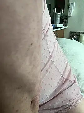 Snapshot of NinasNylonz chatting on 27, 2, 2025 NinasNylonz online show from 27, 2, 2025