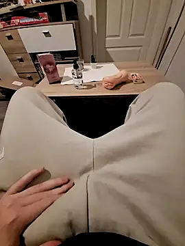 Snapshot of Kevindauerhorny chatting on 13, 12, 2024 Kevindauerhorny online show from 13, 12, 2024