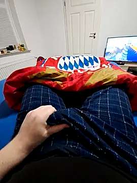 Snapshot of Kevindauerhorny chatting on 13, 11, 2025 Kevindauerhorny online show from 13, 11, 2025