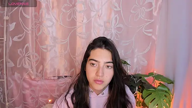 Snapshot of Arii_vega_ chatting on 3, 5, 2026 Arii vega online show from 3, 5, 2026