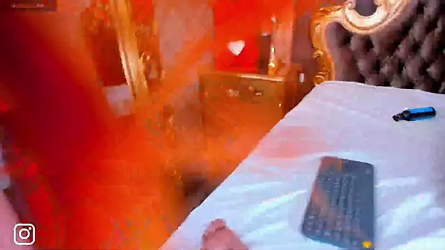 Snapshot of NahomiAcosta chatting on 26, 2, 2025 NahomiAcosta online show from 26, 2, 2025