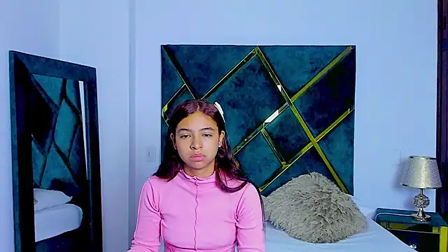 Criss Ariana online show from 12, 3, 2025