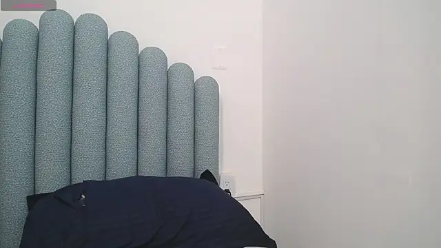 iniyalaboni online show from 6, 3, 2025