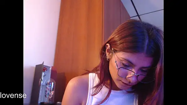 Snapshot of hanna_beili chatting on 14, 7, 2026 hanna beili online show from 14, 7, 2026