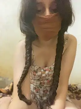 Snapshot of Chahrazad66 chatting on 12, 10, 2025 Chahrazad66 online show from 12, 10, 2025