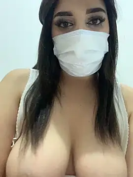 Snapshot of Miss-Soka chatting on 7, 11, 2025 Miss-Soka online show from 7, 11, 2025