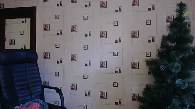 Snapshot of TasyaBigTTs chatting on 20, 12, 2024 TasyaBigTTs online show from 20, 12, 2024