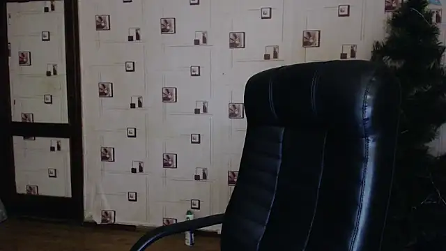 Snapshot of TasyaBigTTs chatting on 20, 12, 2024 TasyaBigTTs online show from 20, 12, 2024