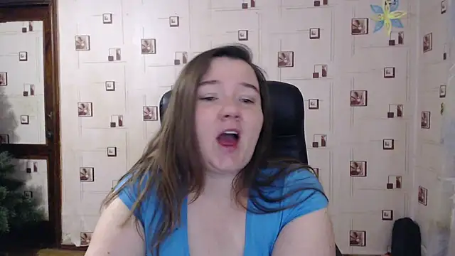 Snapshot of TasyaBigTTs chatting on 22, 2, 2025 TasyaBigTTs online show from 22, 2, 2025