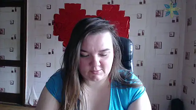 Snapshot of TasyaBigTTs chatting on 16, 3, 2025 TasyaBigTTs online show from 16, 3, 2025