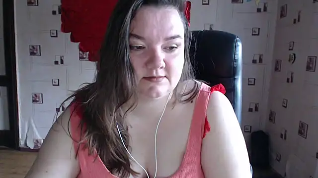 Snapshot of TasyaBigTTs chatting on 23, 3, 2025 TasyaBigTTs online show from 23, 3, 2025