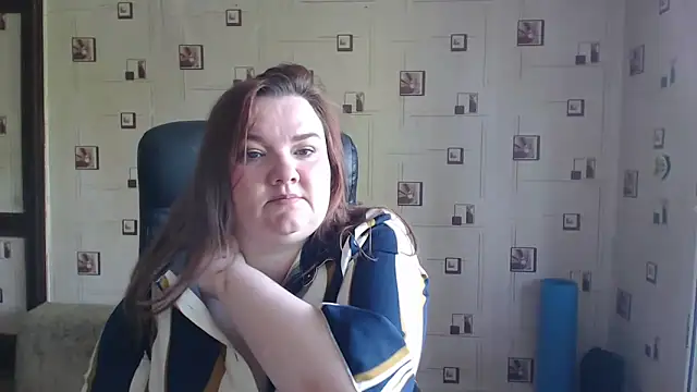 Snapshot of TasyaBigTTs chatting on 16, 5, 2026 TasyaBigTTs online show from 16, 5, 2026
