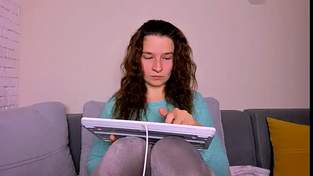 Clear Angel online show from 8, 11, 2025