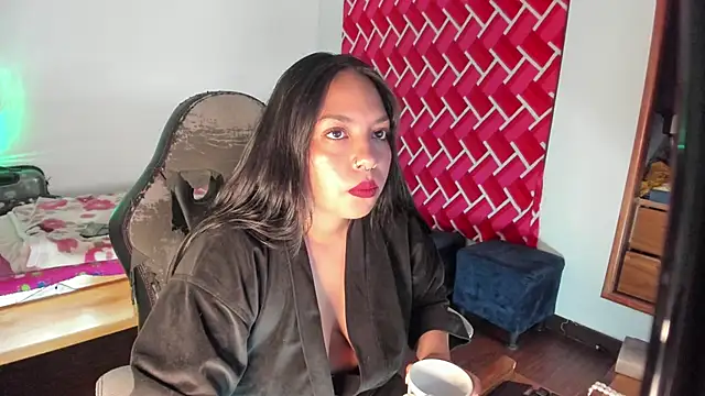 emiily15   online show from 27, 5, 2026