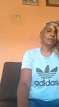 Goodgirlsue 77 online show from 30, 1, 2025