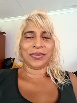 Goodgirlsue 77 online show from 21, 3, 2025