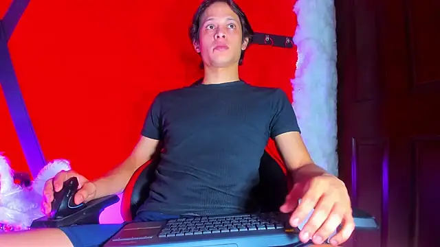 LilOwen  online show from 25, 3, 2026