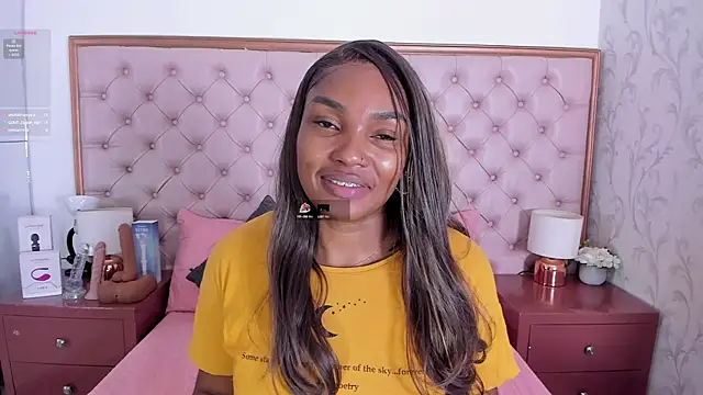 Isla Scott online show from 9, 11, 2025